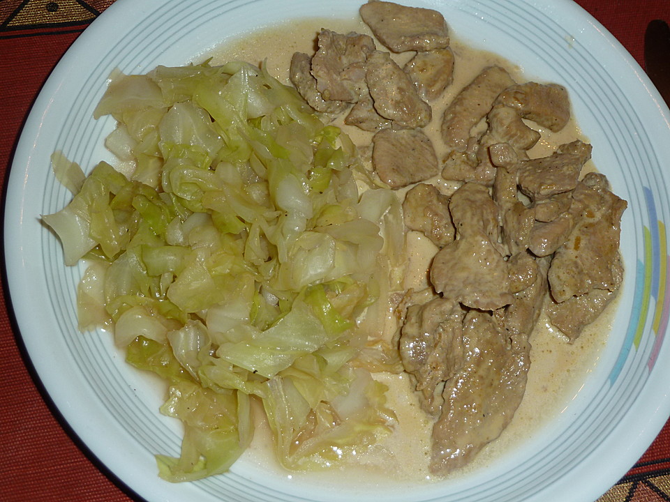 Putenstreifen mit Currysauce und Spitzkohl von kleine Hexe | Chefkoch.de
