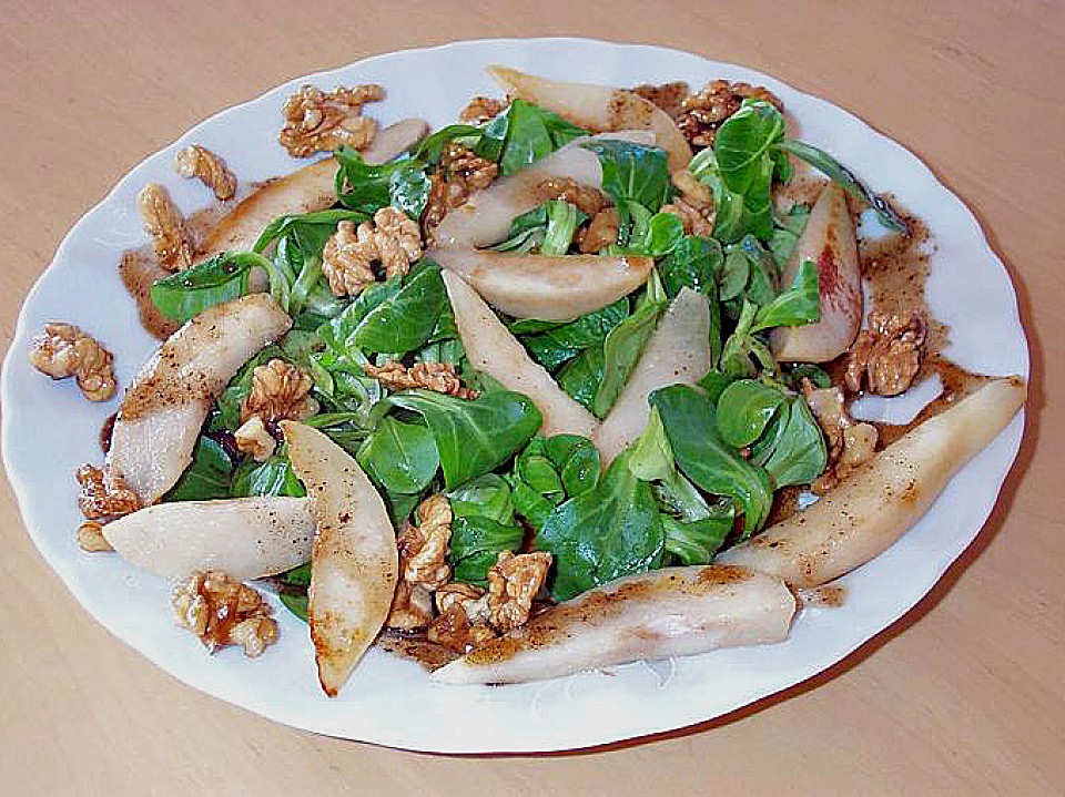 Feldsalat Mit Gebratenen Birnen Und Walnüssen Von Fine | Chefkoch.de