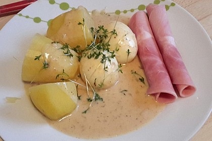 Eier in Senfsoße