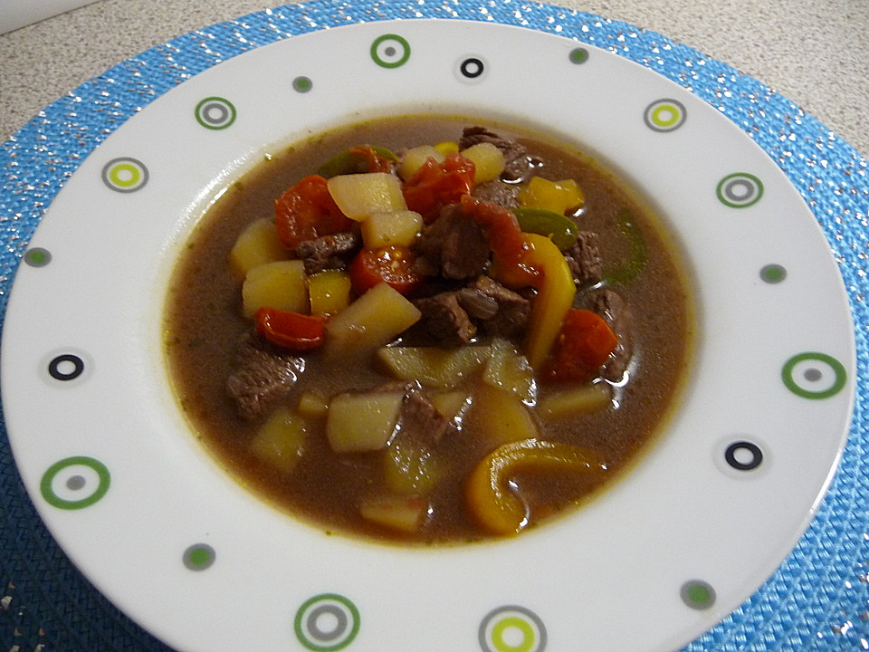 Ungarische Gulaschsuppe von sarah3011 | Chefkoch.de