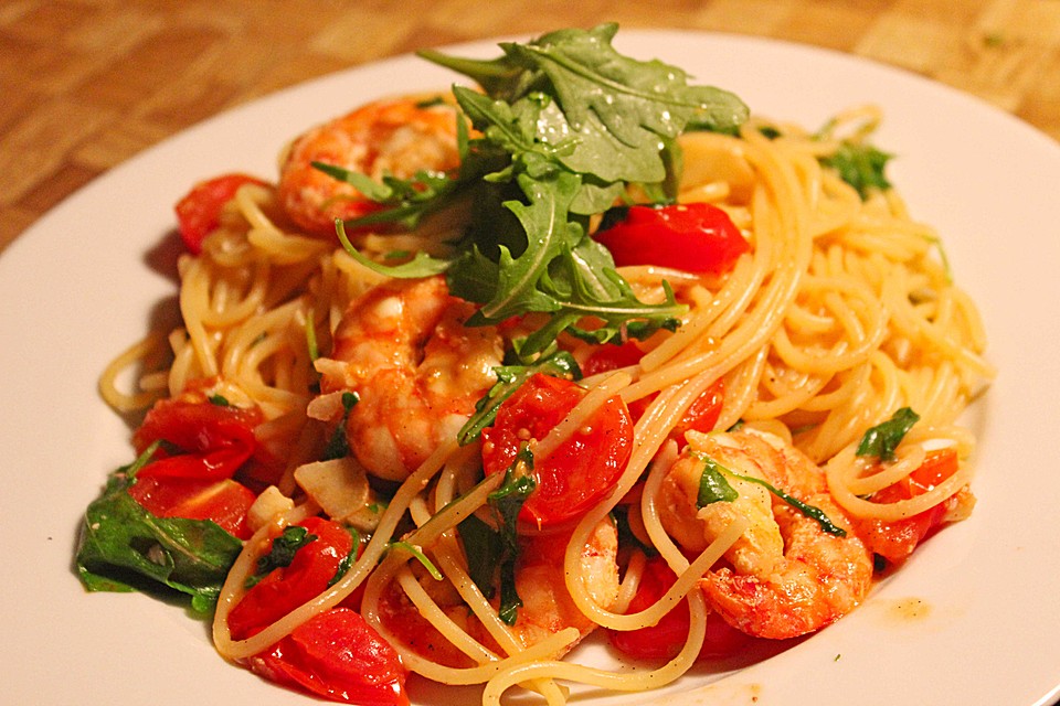 Spaghetti mit Rucola und Garnelen in Vanille-Tomaten von Paninero ...