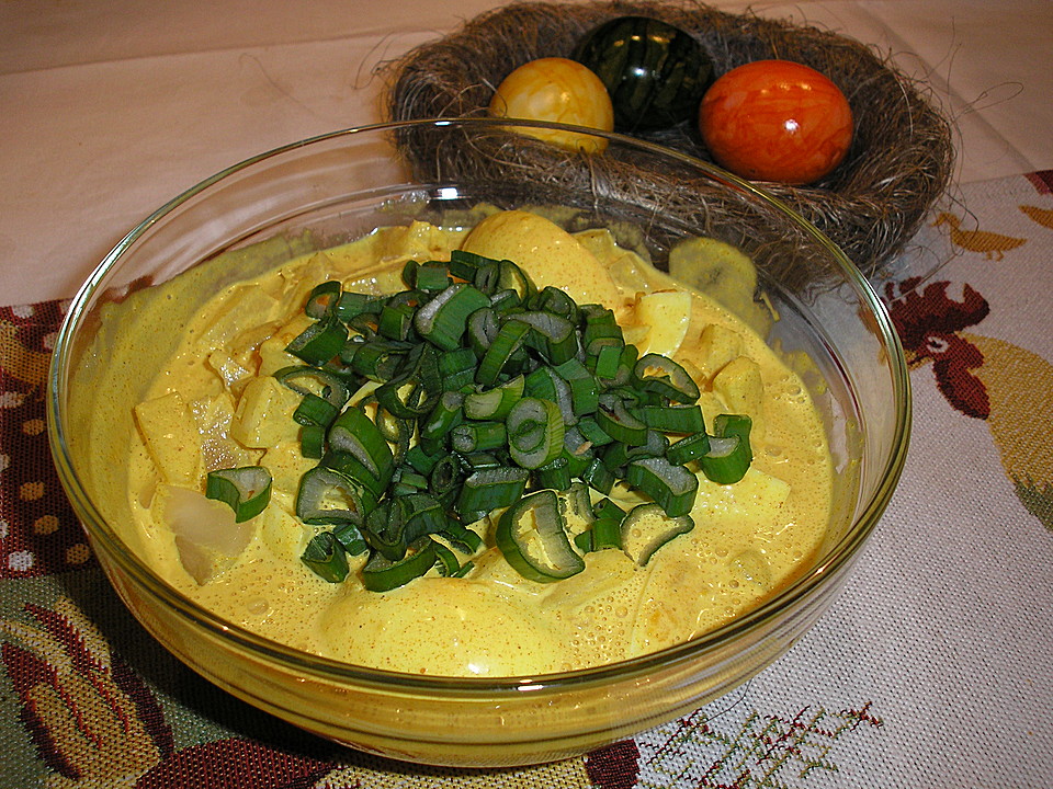 Eiersalat mit selbstgemachter Curry-Mayonnaise und Ananas von chefkoch ...