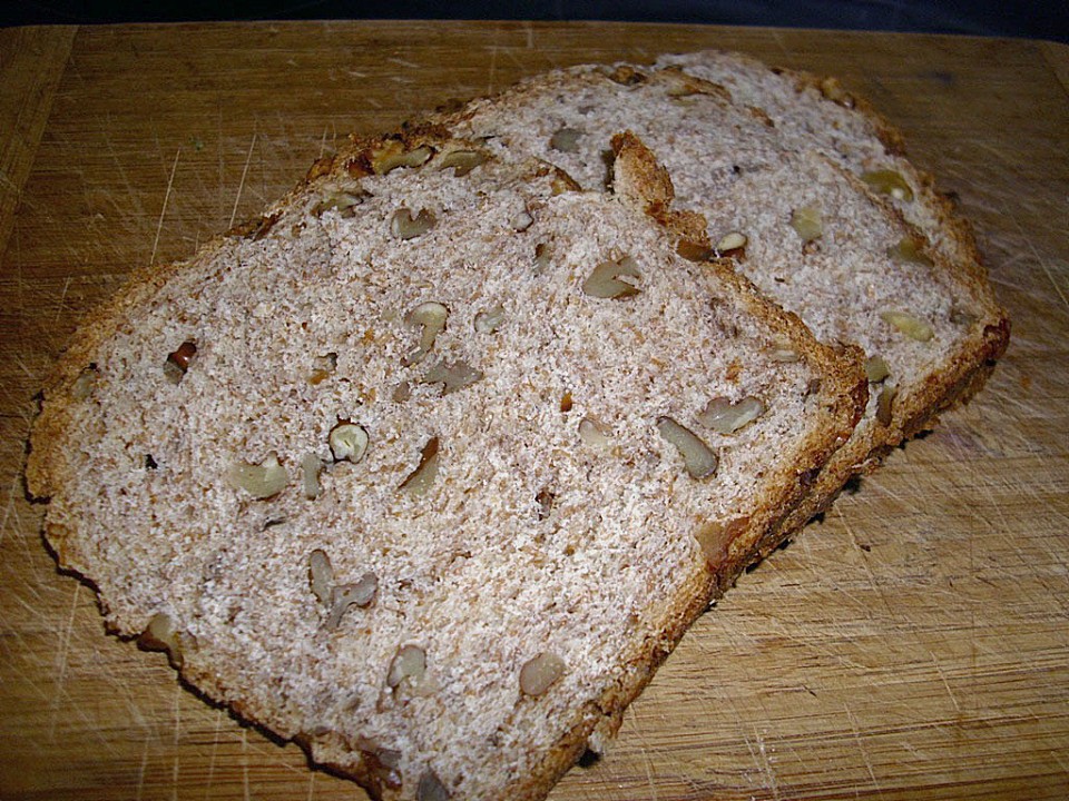Dinkel-Walnuss-Brot von AlessandraDinchen | Chefkoch.de