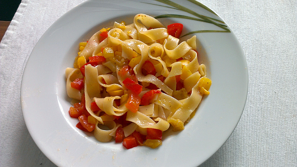 Spaghetti Mit Paprika Feigen Sauce Von ARauscher Chefkoch de