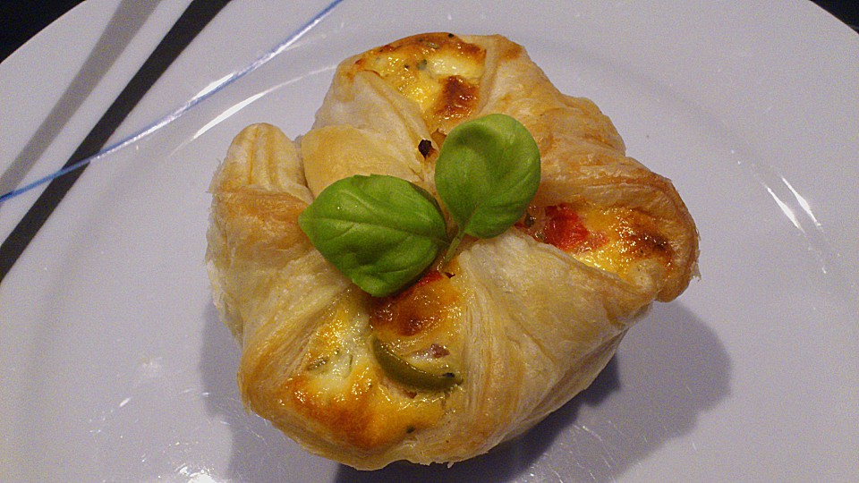Tomaten-Mozzarella-Muffins von Myriam1980 | Chefkoch.de