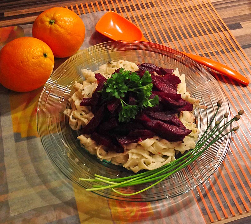 Rote Bete mit Meerrettich-Pasta von funkyms | Chefkoch.de