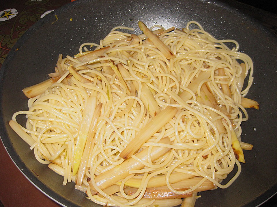 Spaghetti mit gebratenem weißen Spargel von Lerli | Chefkoch.de