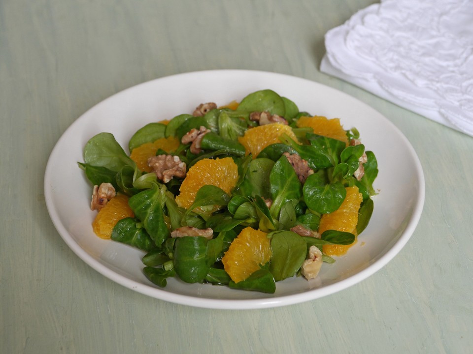 Feldsalat mit Orangen und Sonnenblumenkernen von wiLma07 | Chefkoch.de