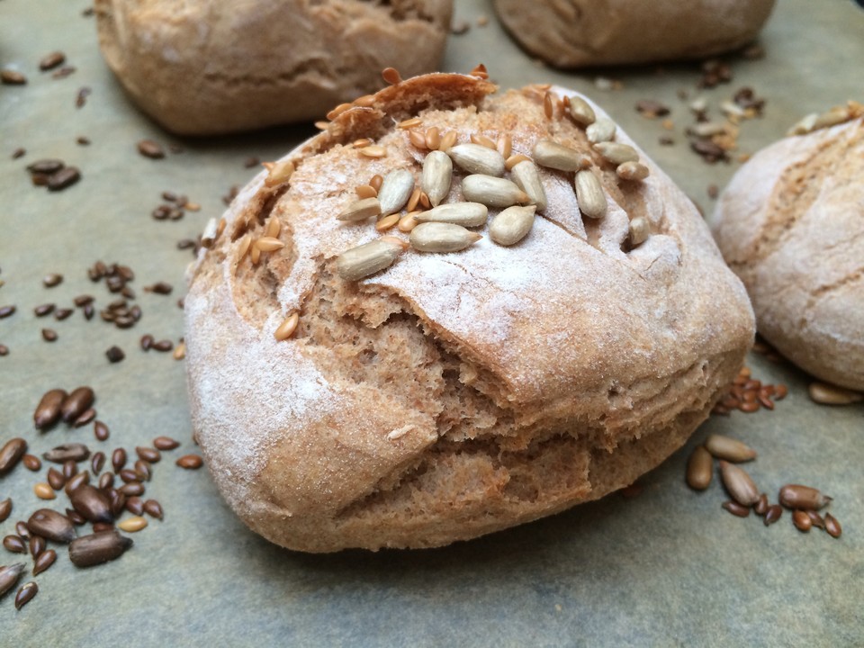 Schnelle (Sonntags-) Brötchen, Bürli von kiria001 | Chefkoch.de