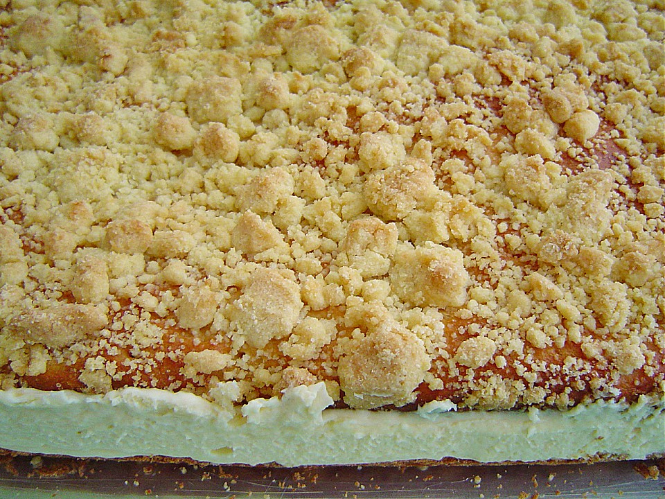 Hefe-Streuselkuchen mit Pudding und Sahne von brisane | Chefkoch.de