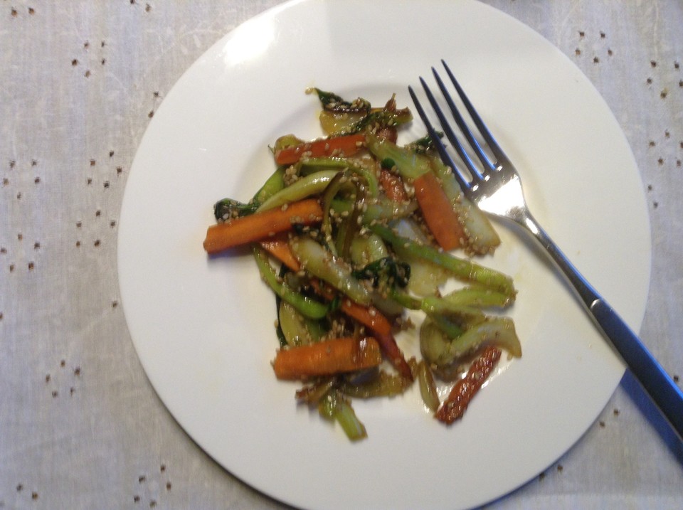 Schnelles Pak Choi-Karotten-Gemüse von anna--banana | Chefkoch.de