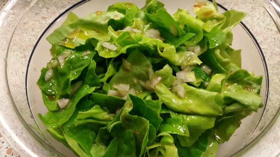 Serbischer grüner Salat von sue_ellen | Chefkoch.de