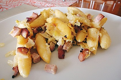 Schupfnudel-Wirsing-Gratin mit Kasseler 17