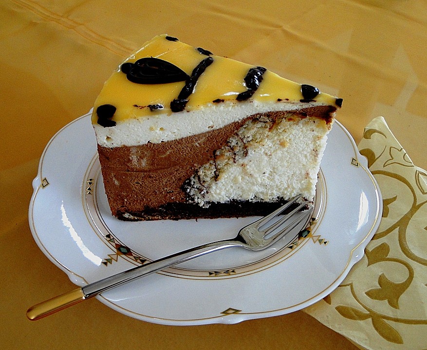 eierlikör-schokoladen-torte mit marzipanküken