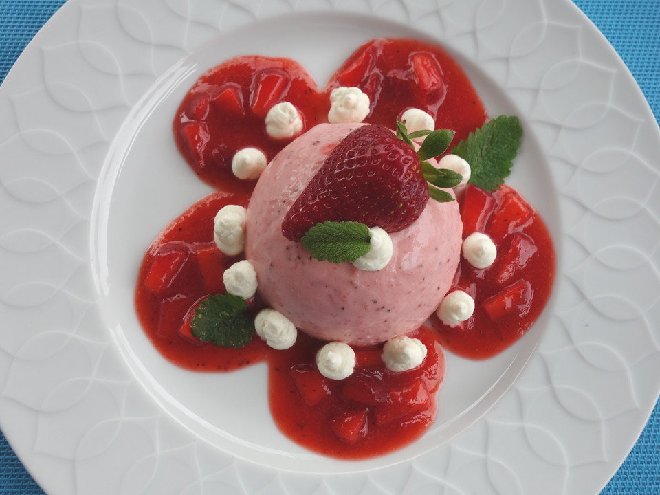 Erdbeer-Sahne-Dessert von trollinger | Chefkoch.de