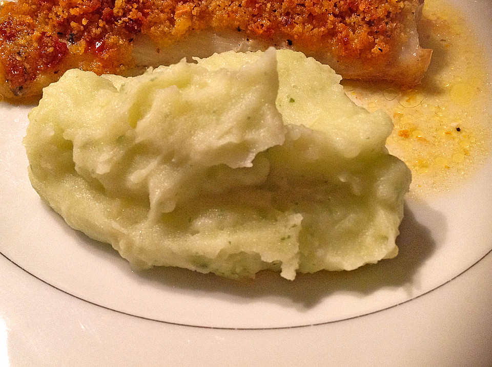 Kartoffelpüree mit Bärlauch-Mandel-Pesto von ManuGro | Chefkoch.de