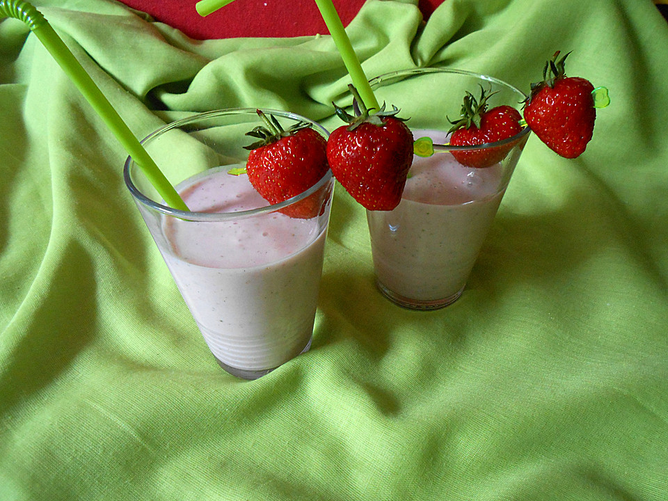 Erdbeer-Vanille-Smoothie von chiara | Chefkoch.de
