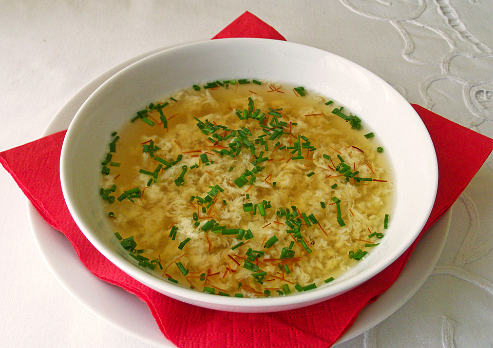 Eierflockensuppe - Ein raffiniertes Rezept | Chefkoch.de