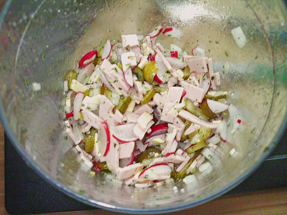 Wurst-Käse-Salat mit Radieschen von bärenmama | Chefkoch.de