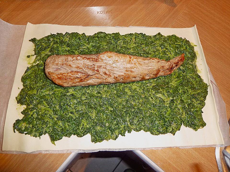 Blätterteigrolle mit Schweinefilet und Spinat von leckaschmecka83 ...