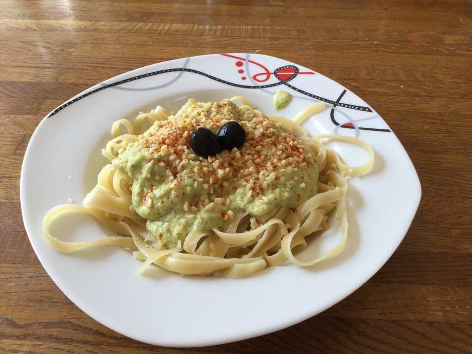 Nudeln mit Zucchini-Pesto von nadinego | Chefkoch.de