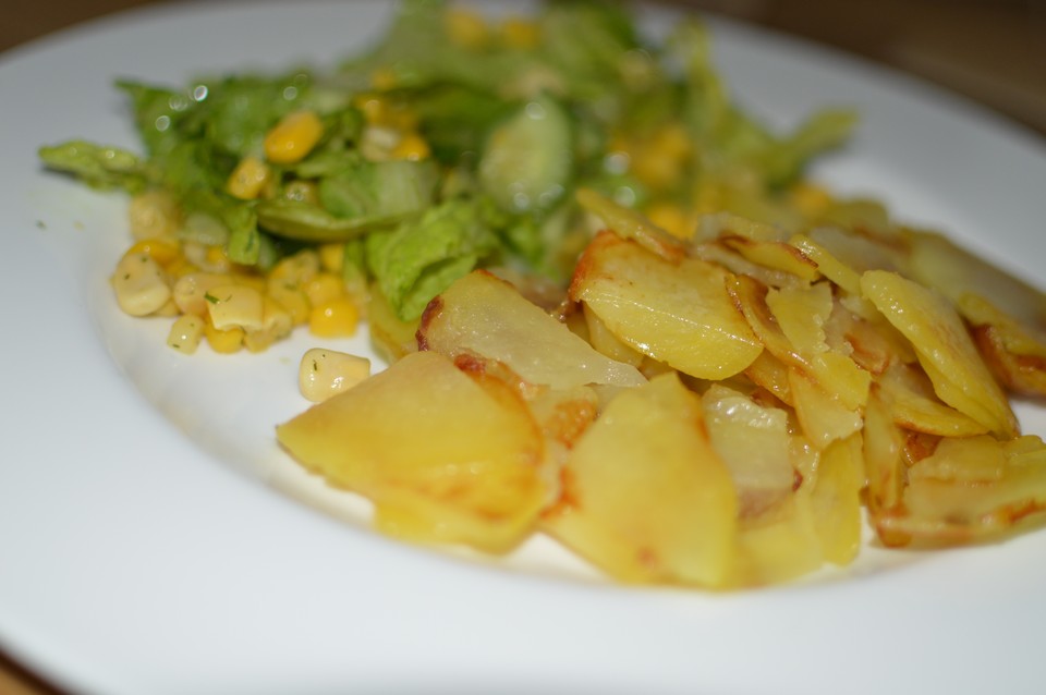 Bratkartoffeln aus rohen Kartoffeln von blondesDornröschen | Chefkoch.de