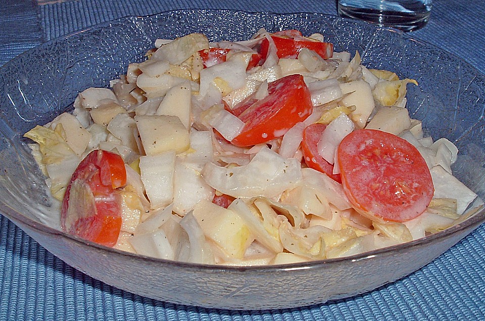 Chicoree - Salat mit Kräuterfrischkäse - Dressing von FrauSchmitz ...