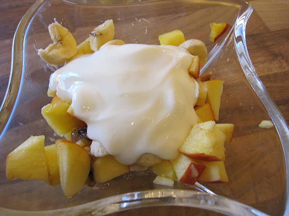 Obstsalat mit Joghurt - Honigsauce von bienemaya | Chefkoch.de