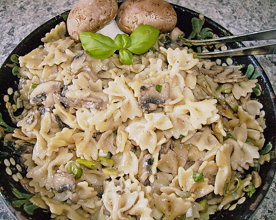 Pasta - Salat mit Pilzen von Kochschlumpf | Chefkoch.de