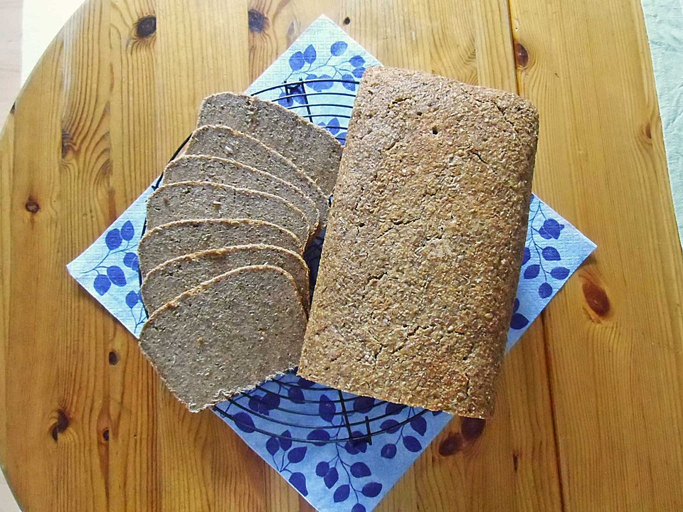 Buttermilch - Schwarzbrot (friesisch) von Friesin | Chefkoch.de