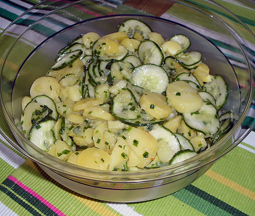 Gurken - Kartoffel Salat - Ein schönes Rezept | Chefkoch.de