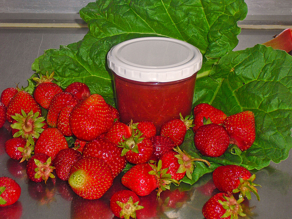 Erdbeer-Rhabarber-Marmelade von kochfee1982 | Chefkoch.de