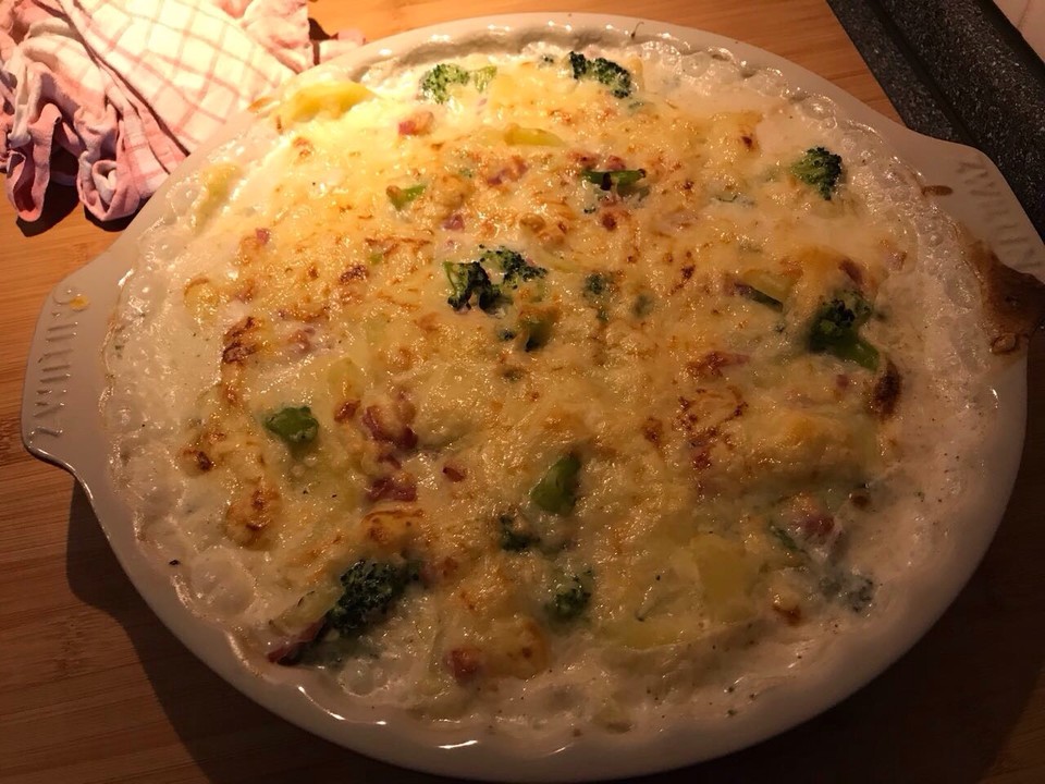 Brokkoli-Kartoffel-Gratin mit Schinken von Baerinho | Chefkoch.de