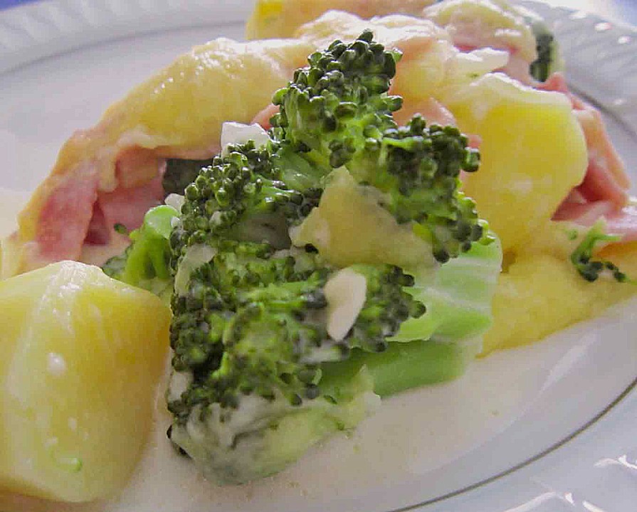 Brokkoli-Kartoffel-Gratin mit Schinken von Baerinho | Chefkoch.de
