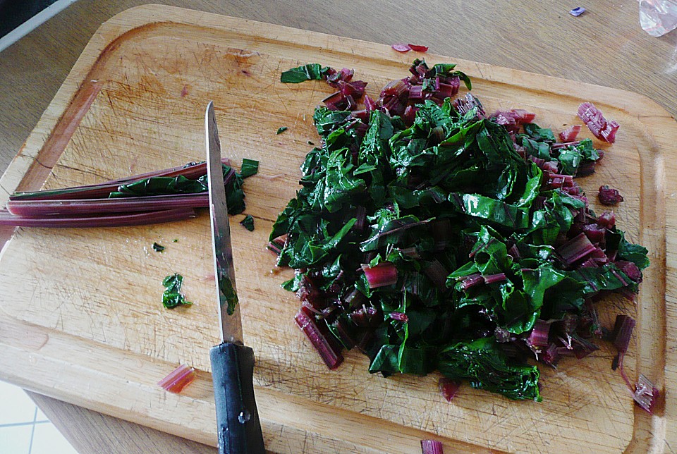 Rote Bete-Blätter in Meerrettichsauce von gloryous | Chefkoch.de