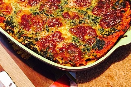 Vegetarische Spinat-Gemüse Lasagne mit Tomatensoße