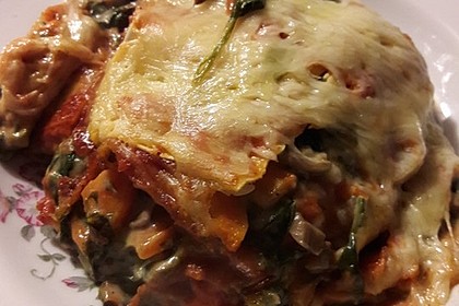 Vegetarische Spinat-Gemüse Lasagne mit Tomatensoße 7