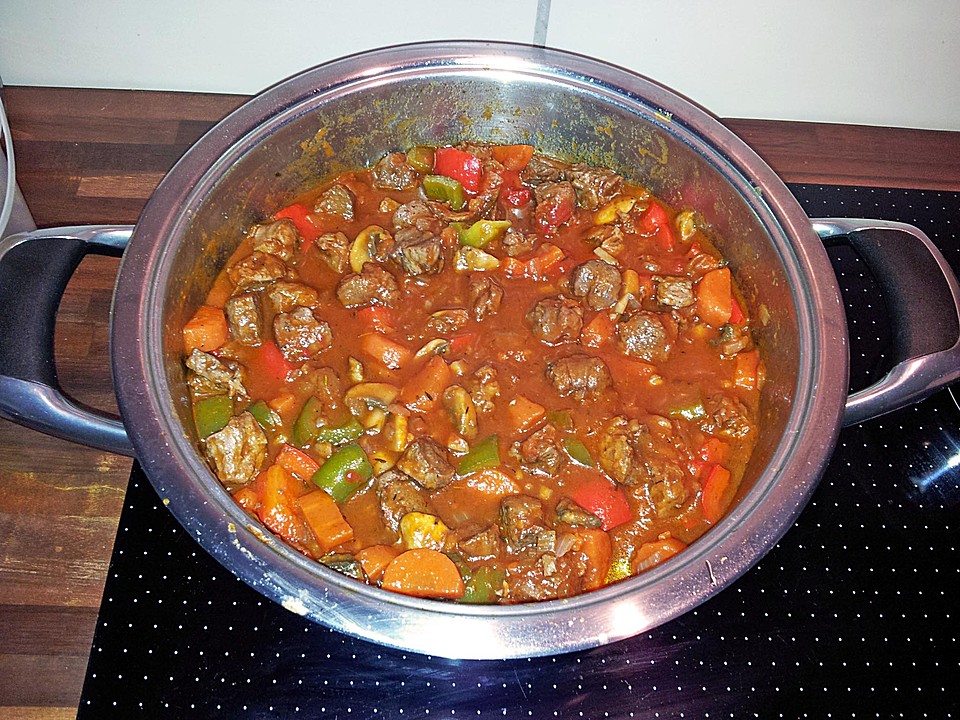 Vegetarisches Gulasch von rioreiser | Chefkoch.de