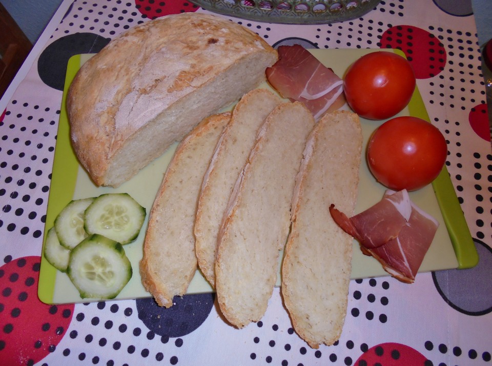 Italienisches Weißbrot ohne Kneten von Tussa | Chefkoch.de