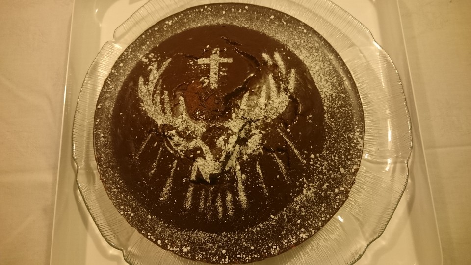Jägermeister-Kuchen mit Logo von TanjaRC | Chefkoch.de