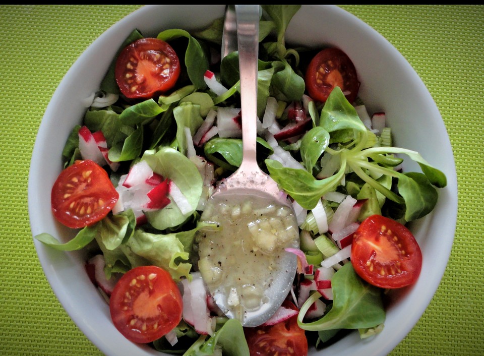 Salatdressing mit Holunderblütengelee von Carlotta34 | Chefkoch.de