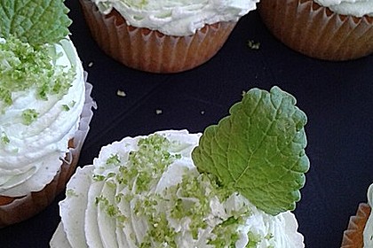 Joghurt Cupcakes Mit Leichtem Quark Sahne Topping Von Piri Chefkoch De