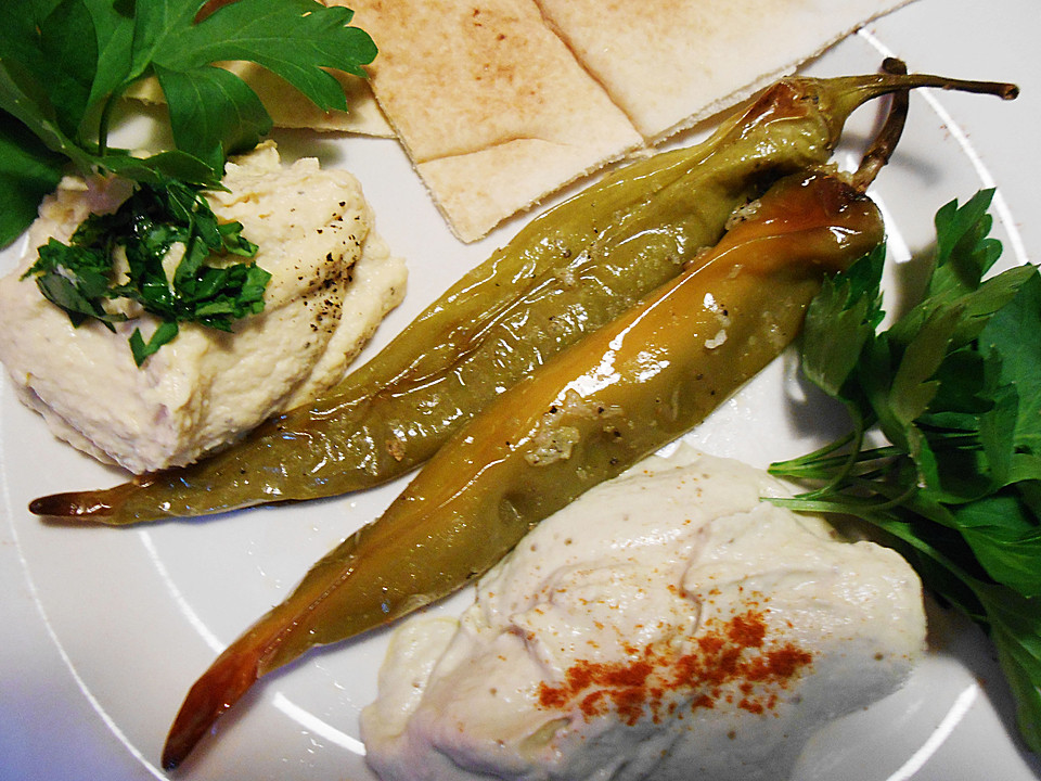 Peperoni im Ofen oder auf dem Grill gebacken von streifenhoernchen