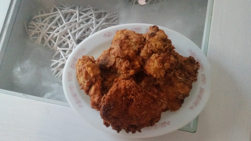Kentucky fried Chicken - knusprige Hähnchenteile nach Südstaaten Art ...