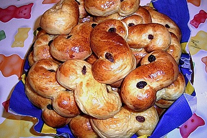 Schwedische Lussekatter