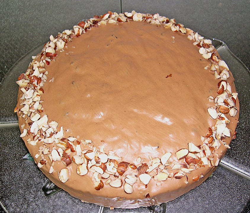 Nusskuchen mit Schokoglasur von Katie | Chefkoch.de