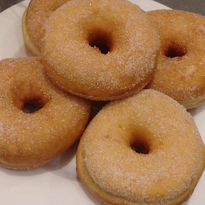 Amerikanische Donuts mit Apfelglasur von sukeyhamburg17 | Chefkoch.de