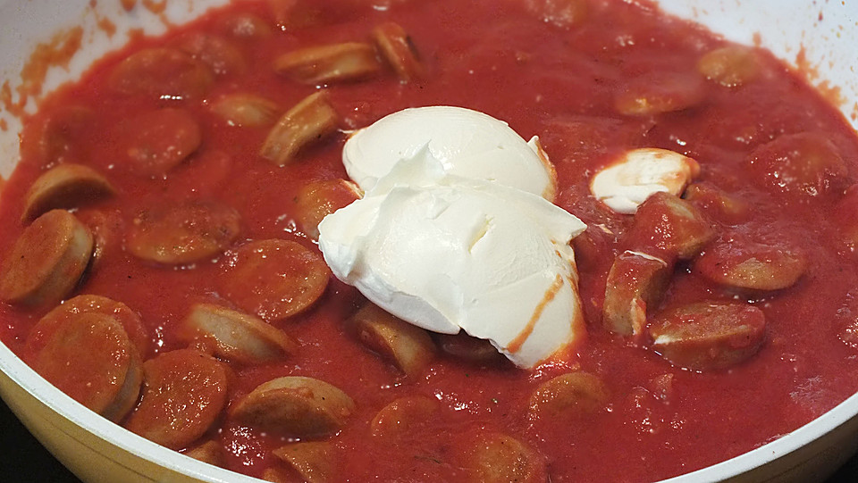 Schnelle Tomatensoße mit Würstchen von SKLSmart | Chefkoch.de