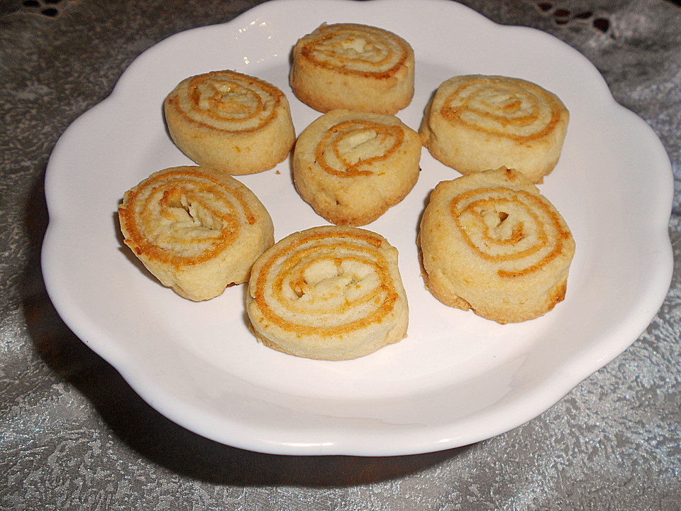 Orangen-Marzipan-Plätzchen von leeni2507 | Chefkoch.de