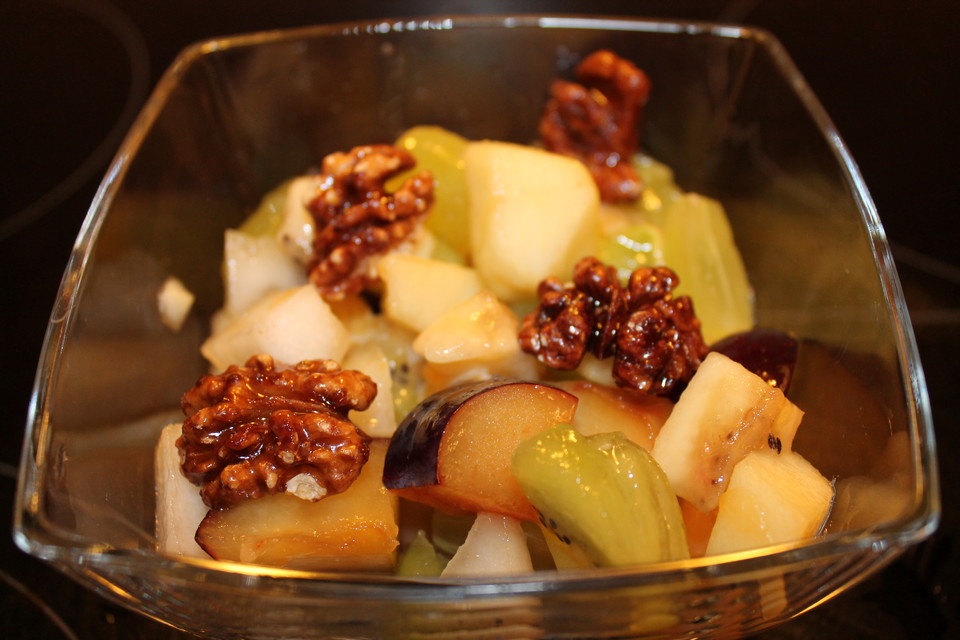 Herbstlicher Fruchtsalat mit Walnüssen von Jennifer_Melanie | Chefkoch.de